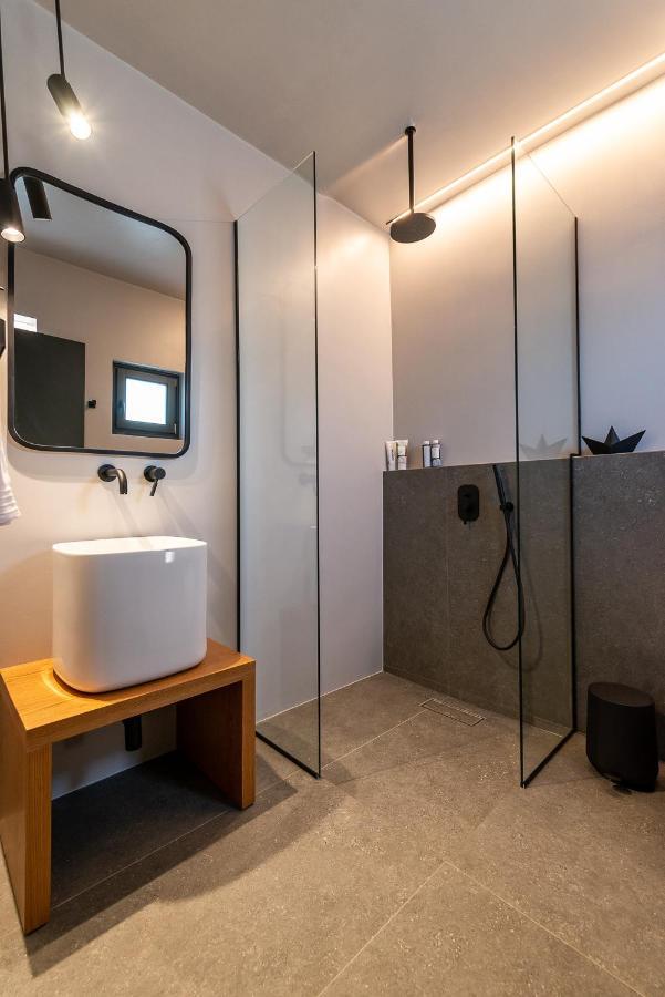 Orion Suites Тинос Екстериор снимка