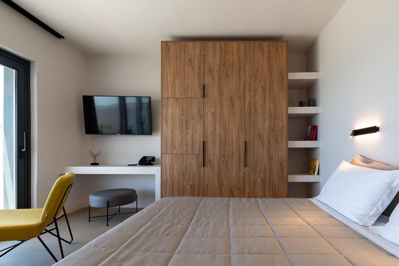 Orion Suites Тинос Екстериор снимка