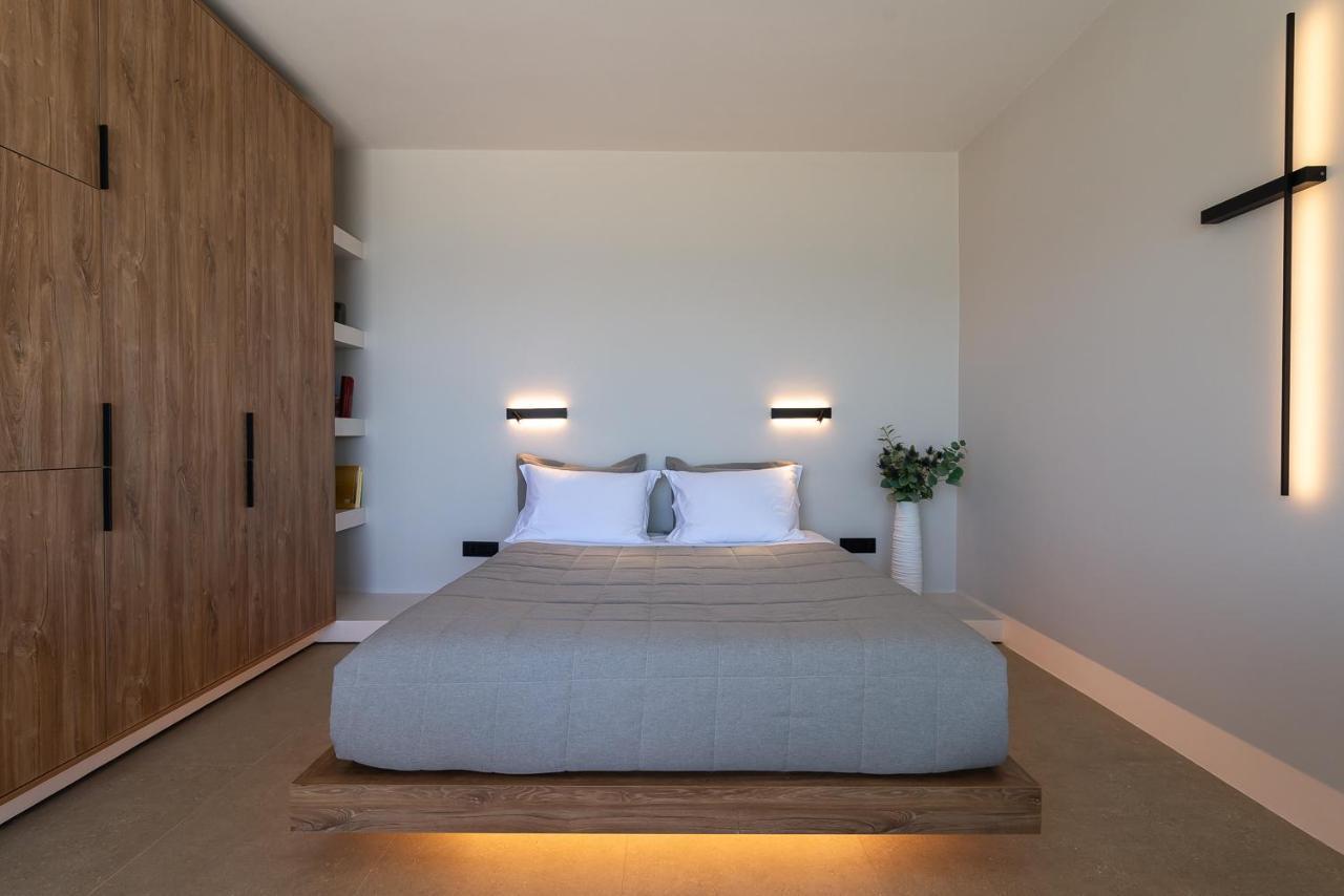 Orion Suites Тинос Екстериор снимка
